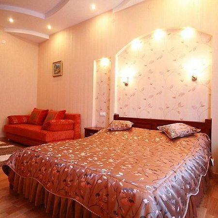 Park And Opera Apartments Lviv Exterior foto