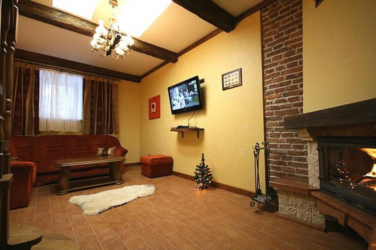 Park And Opera Apartments Lviv Exterior foto